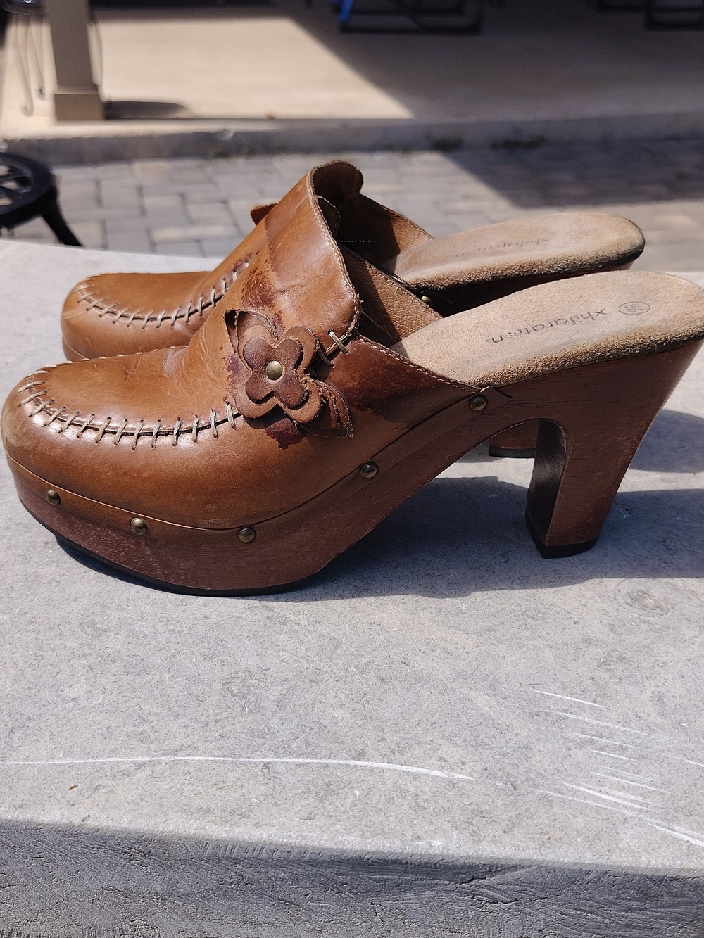 Late 90s Xhilaration Brown Leather Wooden Clogs